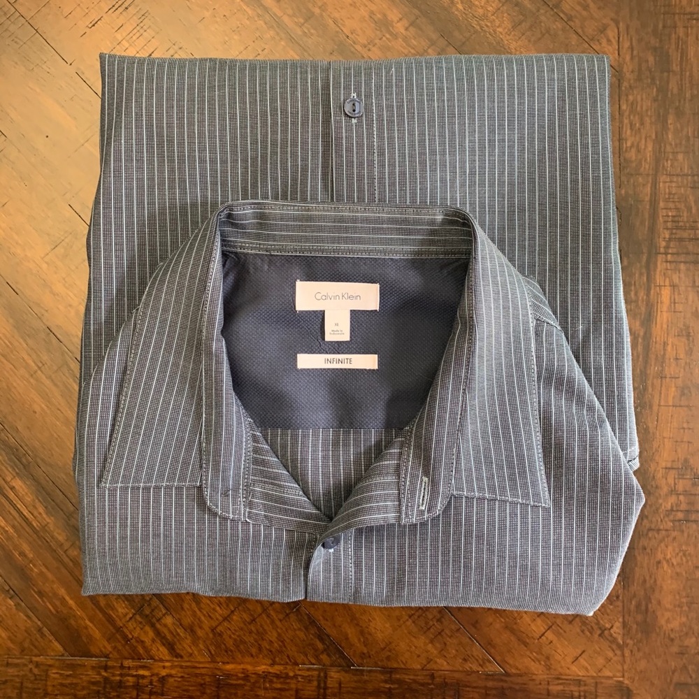 Men’s Long Sleeve Calvin Klein Dress Shirt